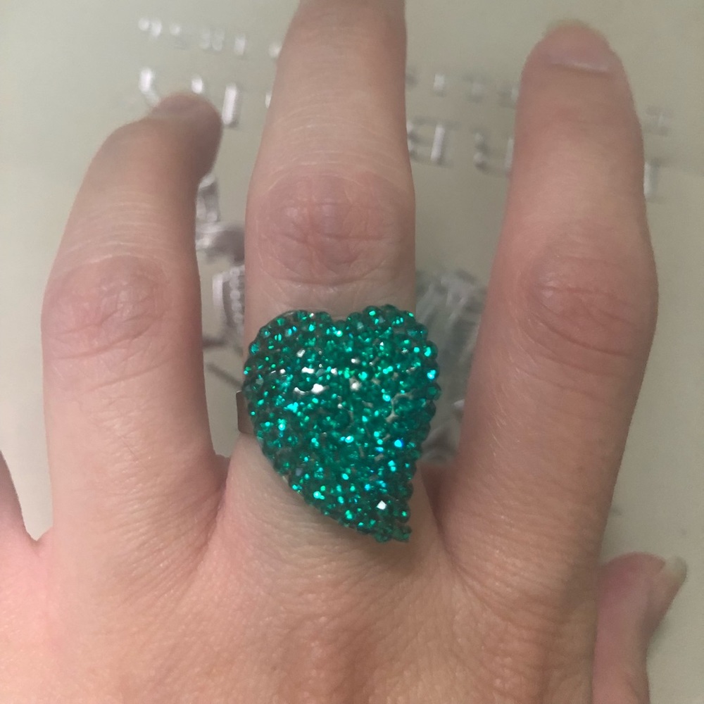 green ring